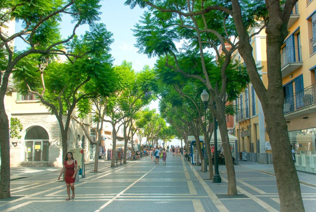 Apartamento Mediterraneo, Nuevo Y Acogedor De Eva ซานต์เฟลิอูเดกีโซลส์ ภายนอก รูปภาพ
